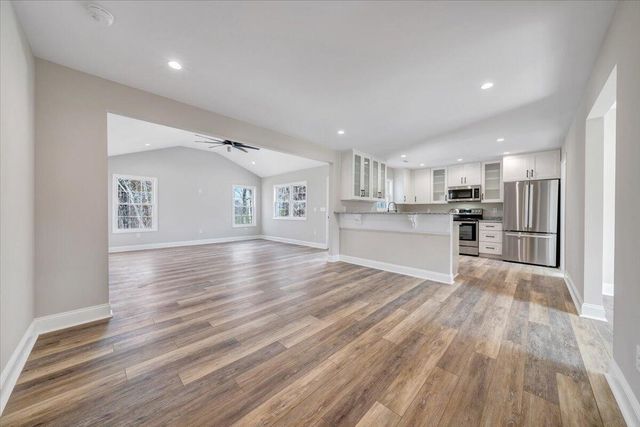 149 Windlass RD, Moneta, VA 24121