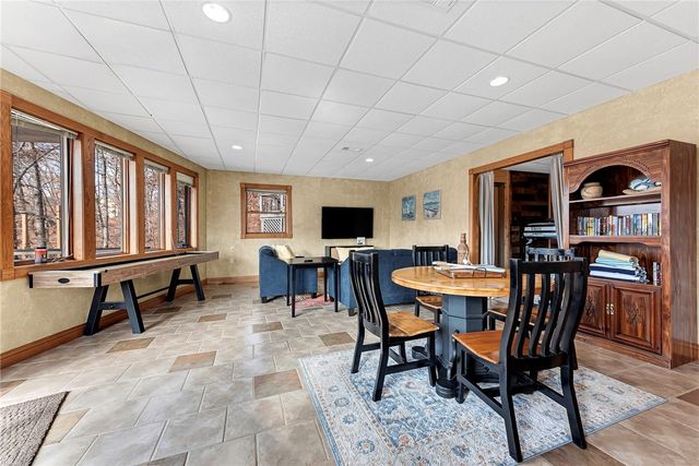 16279 Tomahawk Trail, Rogers, AR 72756