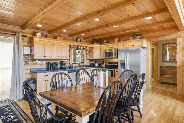 4659 Wesley Way, Sevierville, TN 37876