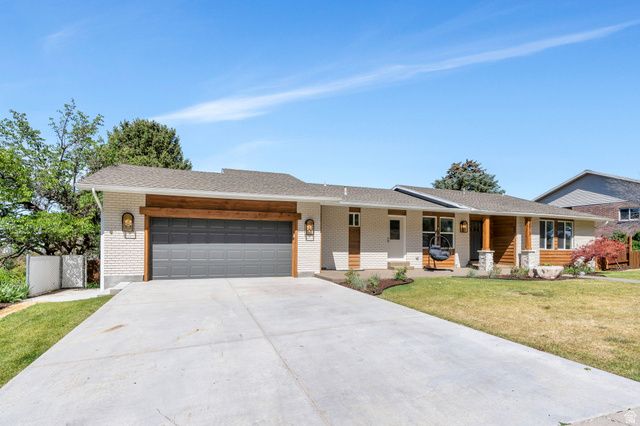 3813 N FOOTHILL DR, Provo, UT 84604