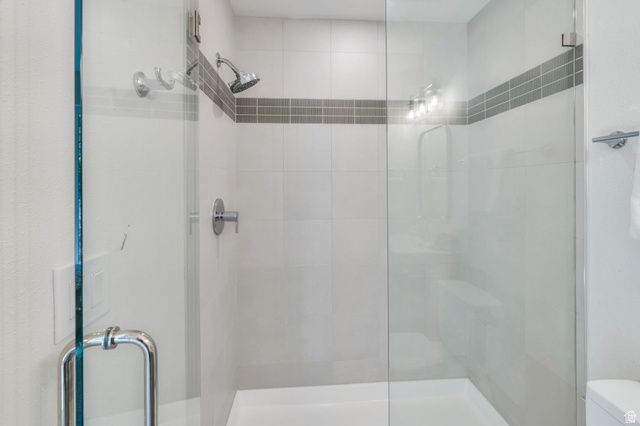 3813 N FOOTHILL DR, Provo, UT 84604