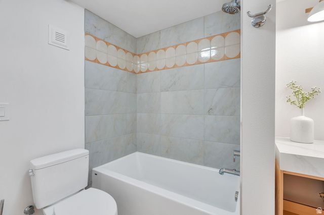 3813 N FOOTHILL DR, Provo, UT 84604