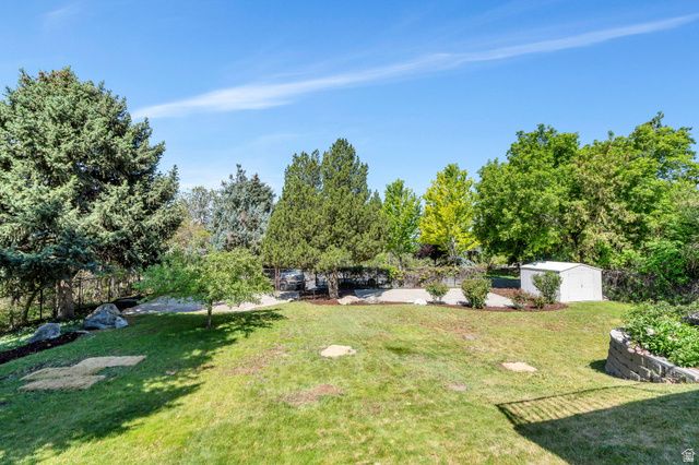 3813 N FOOTHILL DR, Provo, UT 84604