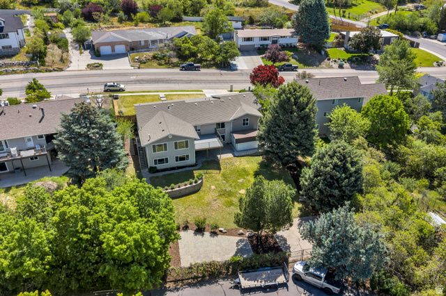 3813 N FOOTHILL DR, Provo, UT 84604