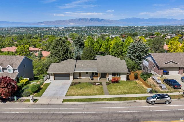 3813 N FOOTHILL DR, Provo, UT 84604