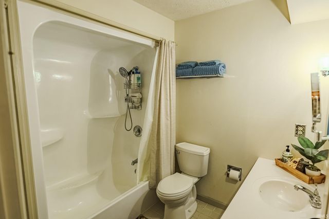 2518 Rainbow Drive, Lafayette, IN 47904