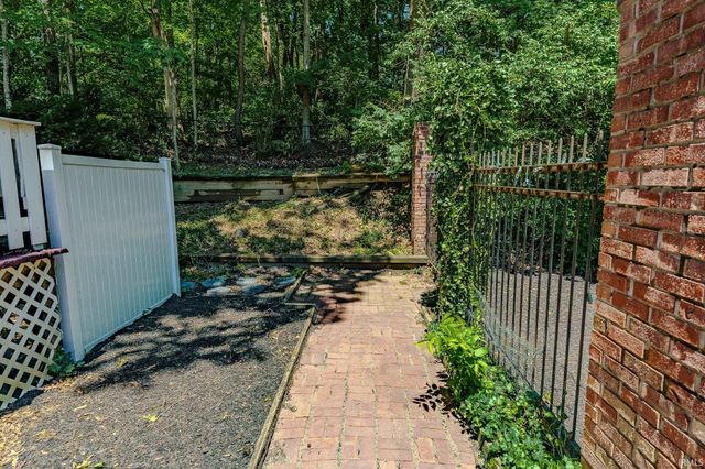 2518 Rainbow Drive, Lafayette, IN 47904