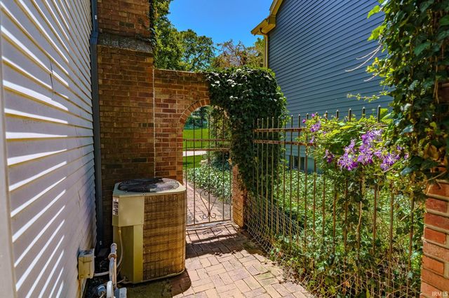2518 Rainbow Drive, Lafayette, IN 47904