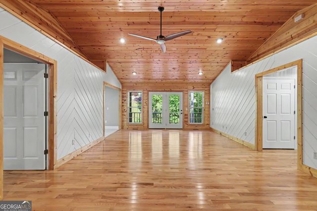 1105 Henson Drive, Hiawassee, GA 30546