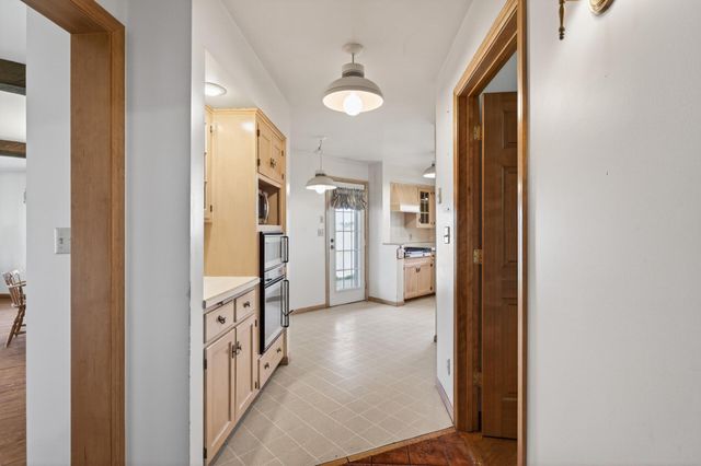 9340 North Shore Trail, Forest Lake, MN 55025