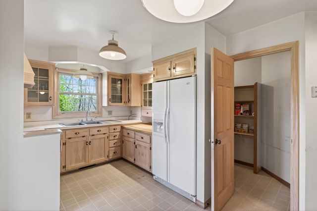 9340 North Shore Trail, Forest Lake, MN 55025