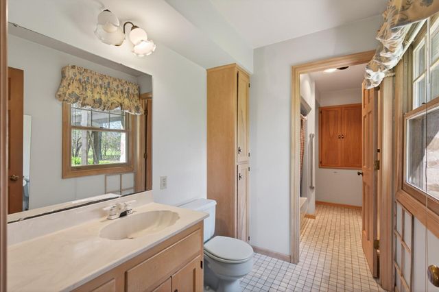 9340 North Shore Trail, Forest Lake, MN 55025