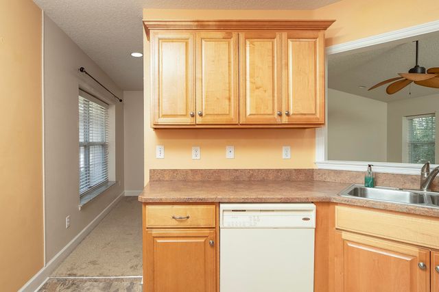 4040 Red Pine Ln, St Augustine, FL 32086