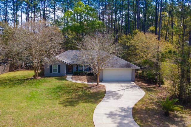 4040 Red Pine Ln, St Augustine, FL 32086