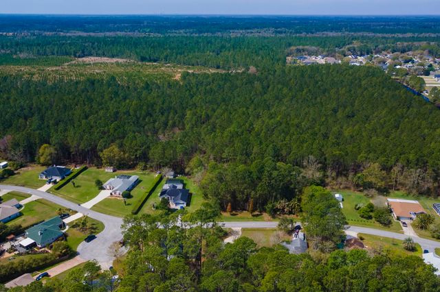 4040 Red Pine Ln, St Augustine, FL 32086