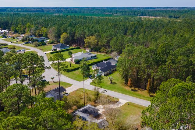 4040 Red Pine Ln, St Augustine, FL 32086