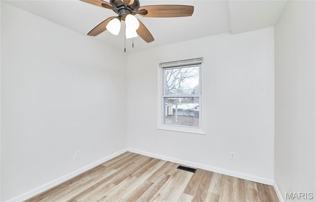 2141 Rountree Drive, St Louis, MO 63136