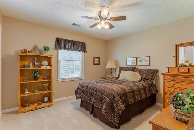 7588 Ridgebrook Court, Newburgh, IN 47630