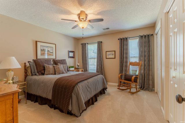 7588 Ridgebrook Court, Newburgh, IN 47630