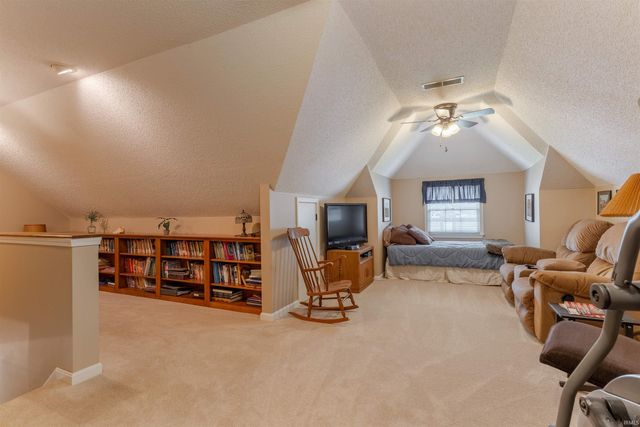 7588 Ridgebrook Court, Newburgh, IN 47630