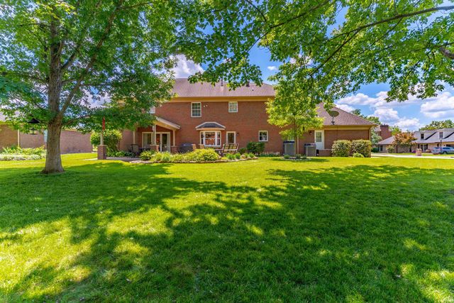 7588 Ridgebrook Court, Newburgh, IN 47630