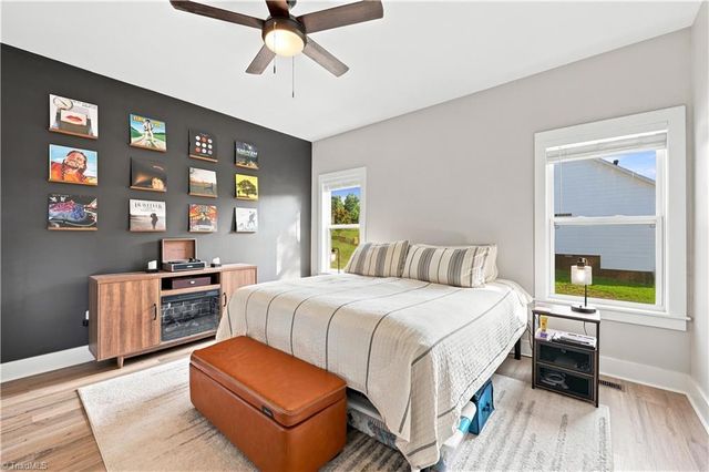 5629 Crooked Oak Drive, Summerfield, NC 27358