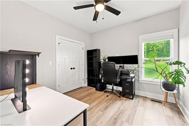 5629 Crooked Oak Drive, Summerfield, NC 27358