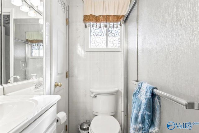 4408 Leaning Beech Drive, Guntersville, AL 35976