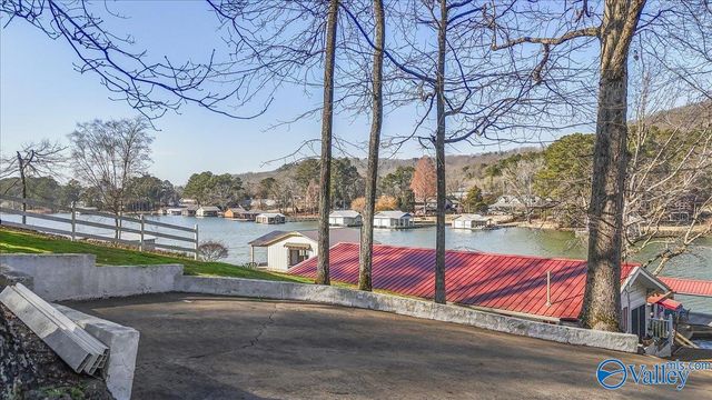 4408 Leaning Beech Drive, Guntersville, AL 35976