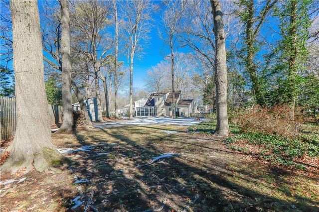 206 Trivalon CT, Yorktown, VA 23693