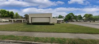 5730 UNIVERSITY Boulevard, Jacksonville, FL 32216