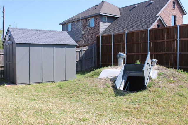 518 Morningside Court, Midlothian, TX 76065