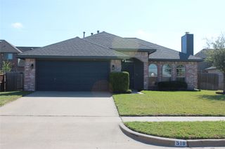 518 Morningside Court, Midlothian, TX 76065