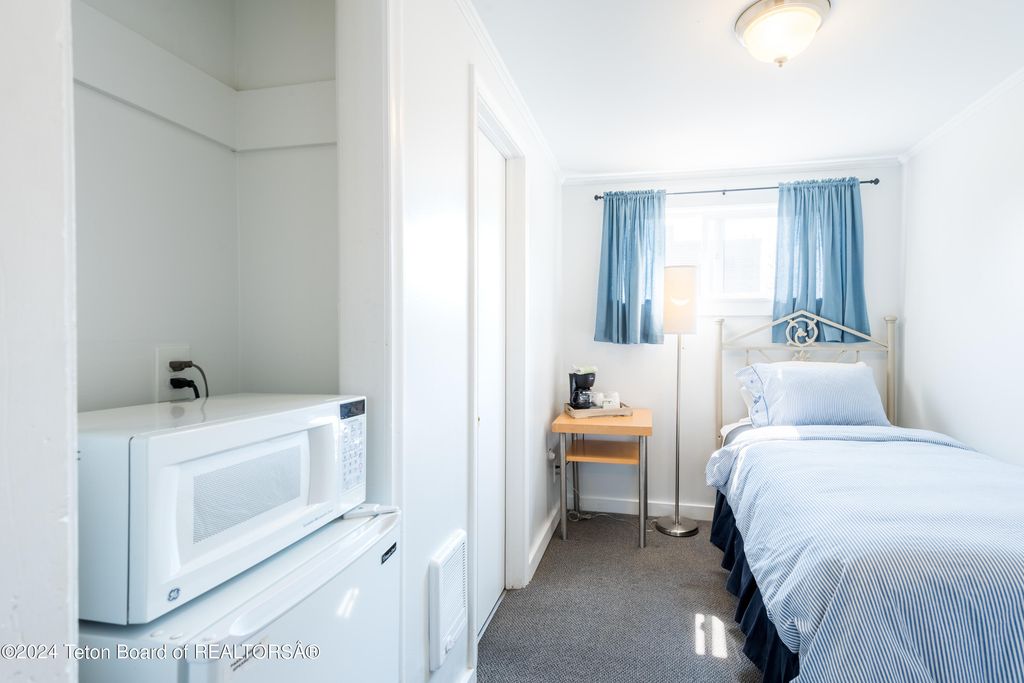 46 N SUBLETTE Avenue, Pinedale, WY 82941 photo 22