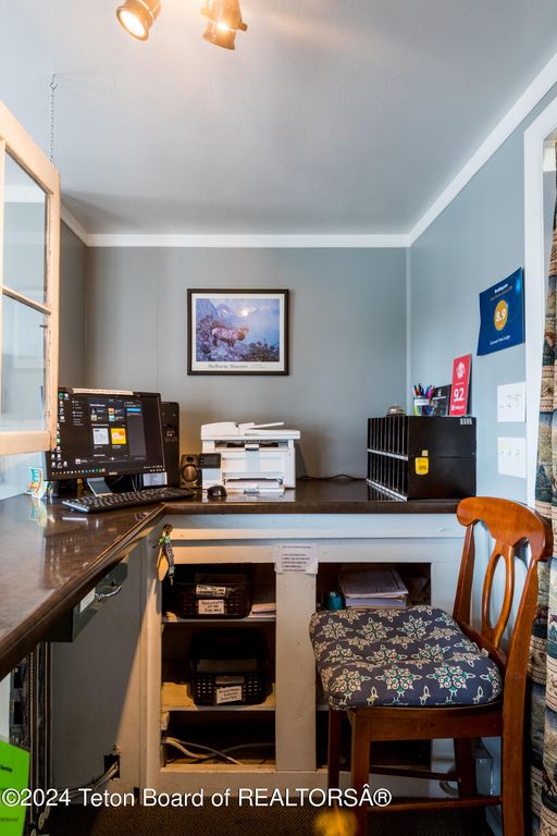 46 N SUBLETTE Avenue, Pinedale, WY 82941 photo 4