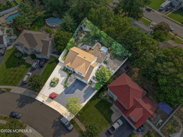 1117 S Maplecrest Court, Toms River, NJ 08753