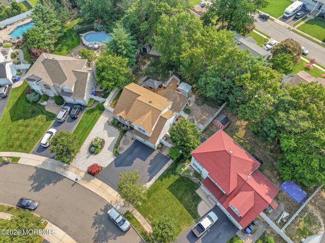 1117 S Maplecrest Court, Toms River, NJ 08753