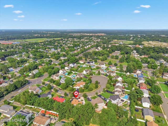 1117 S Maplecrest Court, Toms River, NJ 08753
