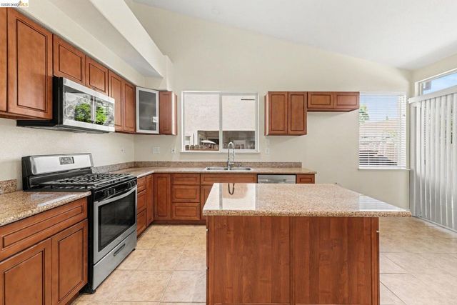 2109 Bedrock Way, Antioch, CA 94509