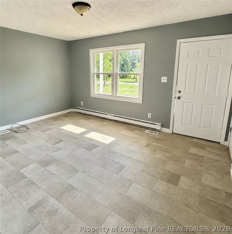 808 Mockingbird Hill Road, Raeford, NC 28376