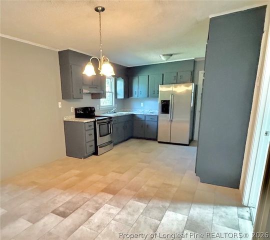 808 Mockingbird Hill Road, Raeford, NC 28376