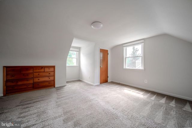 4002 74TH AVE, Hyattsville, MD 20784