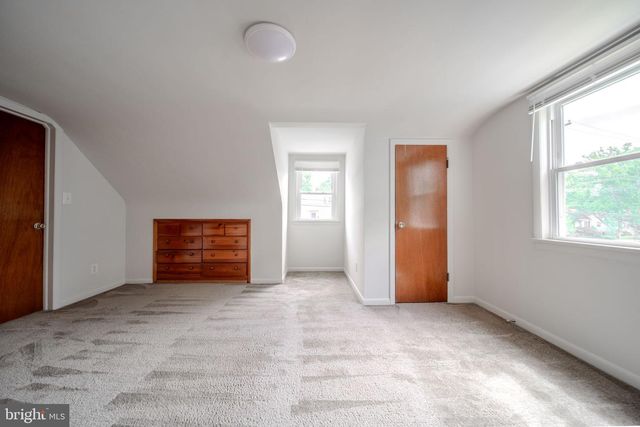 4002 74TH AVE, Hyattsville, MD 20784
