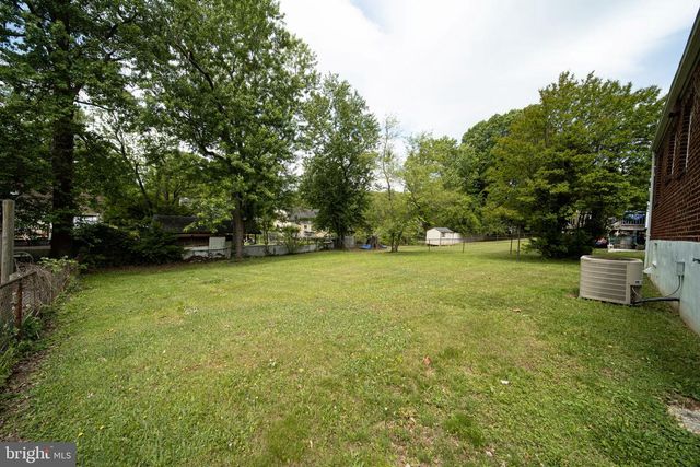 4002 74TH AVE, Hyattsville, MD 20784