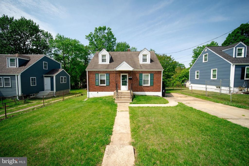 4002 74TH AVE, Hyattsville, MD 20784