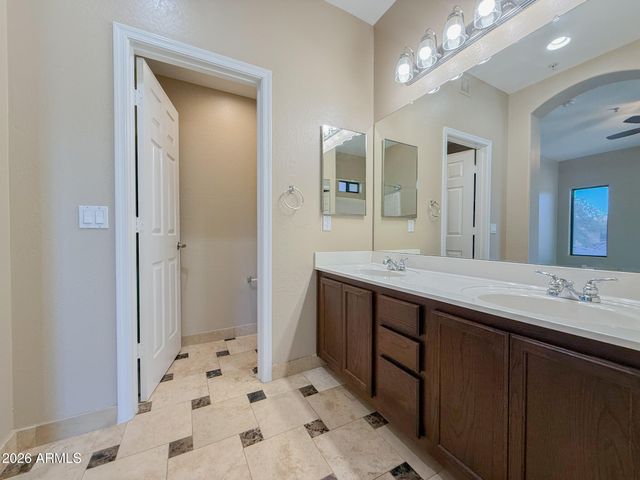 21655 N 36TH Avenue 118, Glendale, AZ 85308