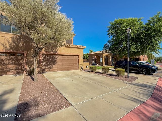 21655 N 36TH Avenue 118, Glendale, AZ 85308