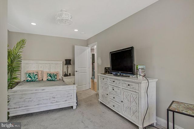 4912 MARINERS DR, Shady Side, MD 20764