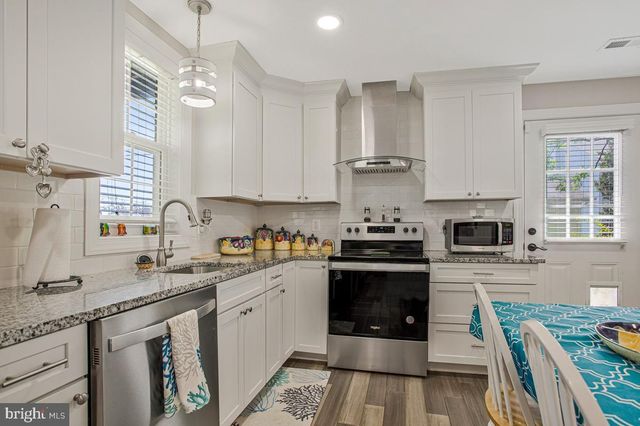 4912 MARINERS DR, Shady Side, MD 20764
