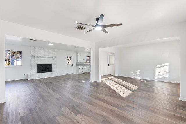 1145 Salem Road, Conway, AR 72034